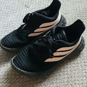 Adidas Black and Pink Sobakov Men's Size 7